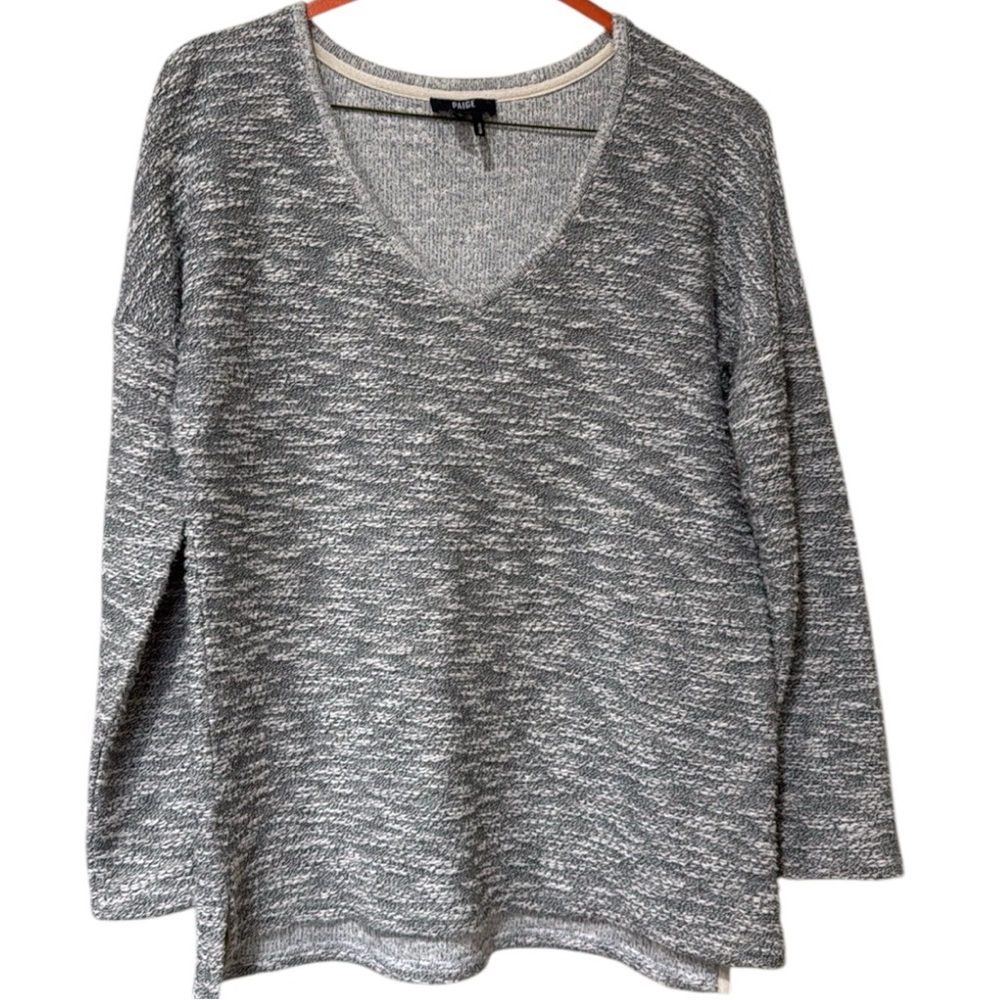 Paige large gray long sleeve v-neck top